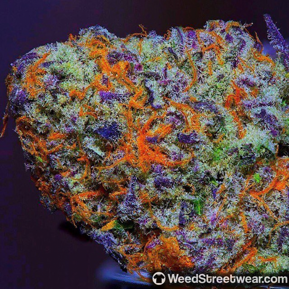 Strawberry Cough — sativa cannabis flower from Greens Karing Kind, Los Angeles